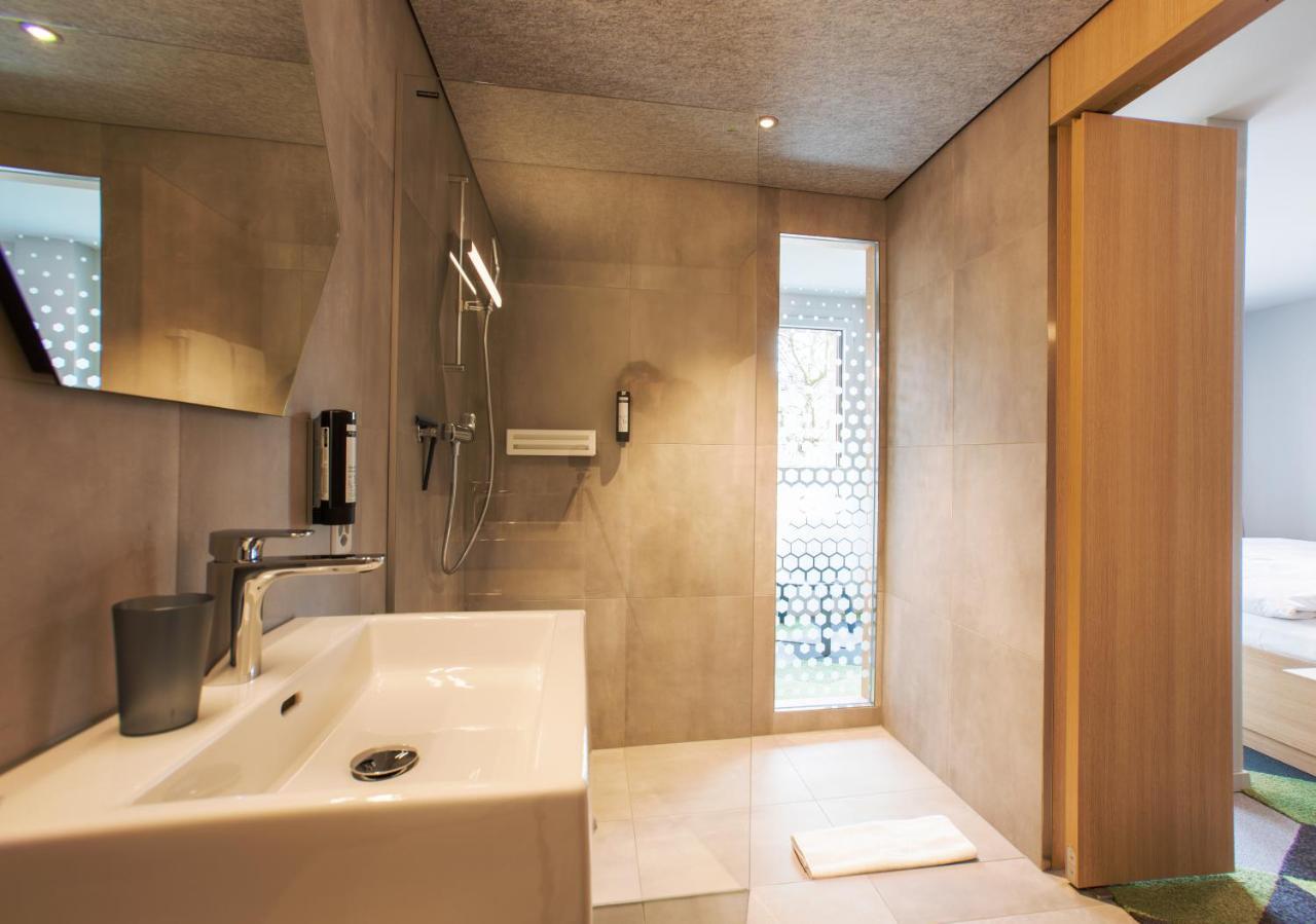The Lab Hotel & Apartments ทูน ภายนอก รูปภาพ