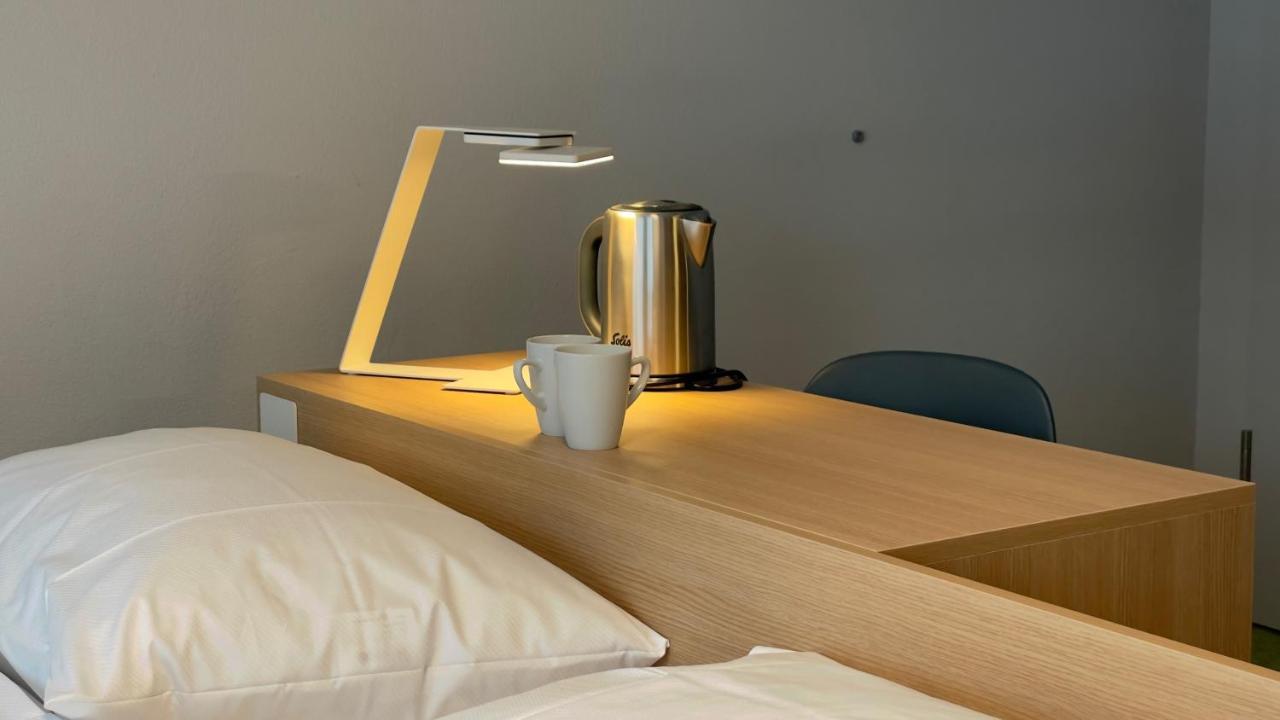 The Lab Hotel & Apartments ทูน ภายนอก รูปภาพ